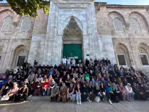 Kütahyalı Evliya Çelebi’nin torunları Bursa’yı gezdi