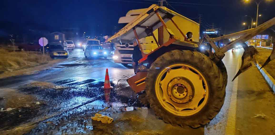 Afyonkarahisar'da trafik kazası: 5 kişi yaralandı