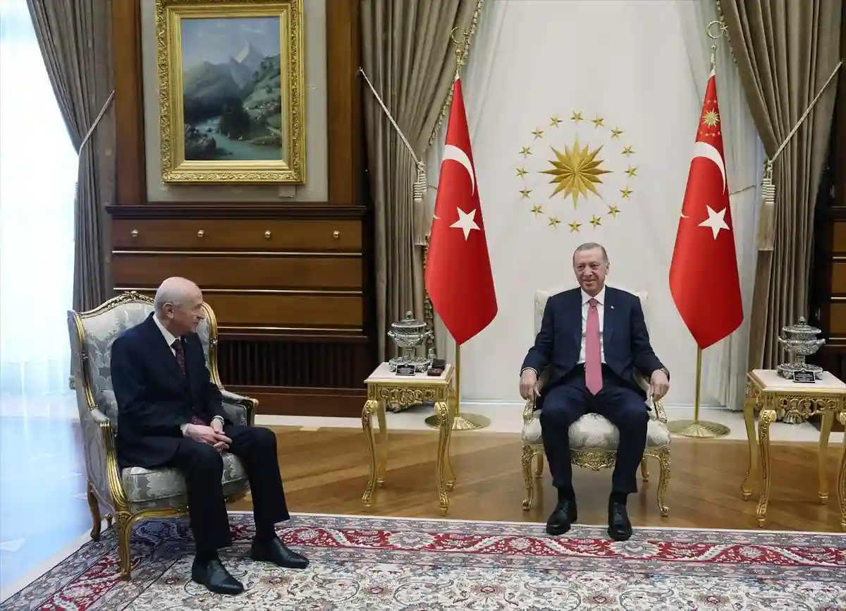 Cumhurbaşkanı Erdoğan, Devlet Bahçeli ile Külliye'de görüştü