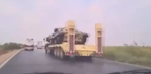 İran sınıra tank ve zırhlı araç sevkiyatı yapıyor