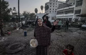 İsrail’in bombaladığı hastaneden ilk fotoğraflar