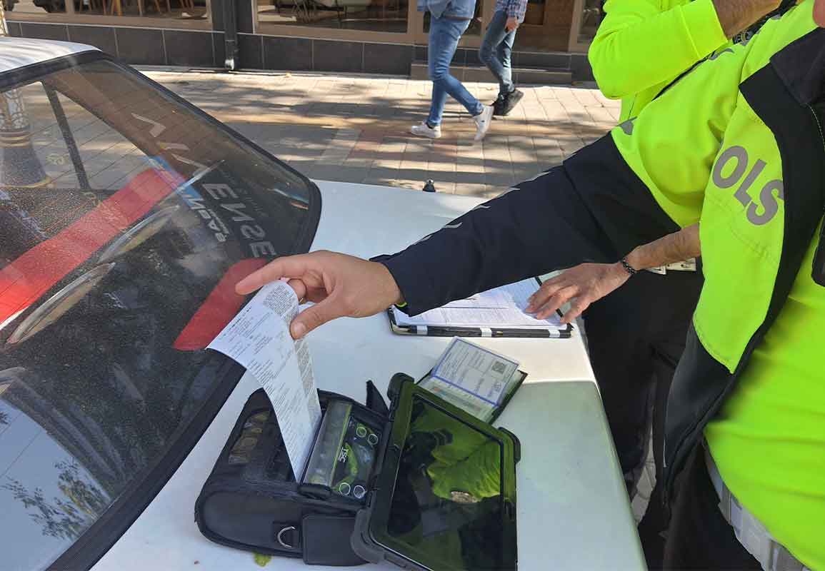 Kütahya’da trafik denetimleri devam ediyor 