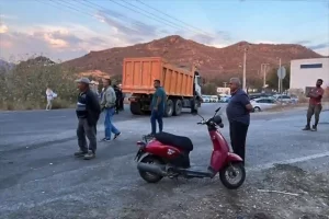 Trafik kazasında kadın motosiklet sürücüsü hayatını kaybetti