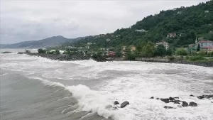 Meteorolojiden fırtına ve sağanak uyarısı