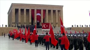 Erdoğan Anıtkabir Özel Defteri’ni imzaladı