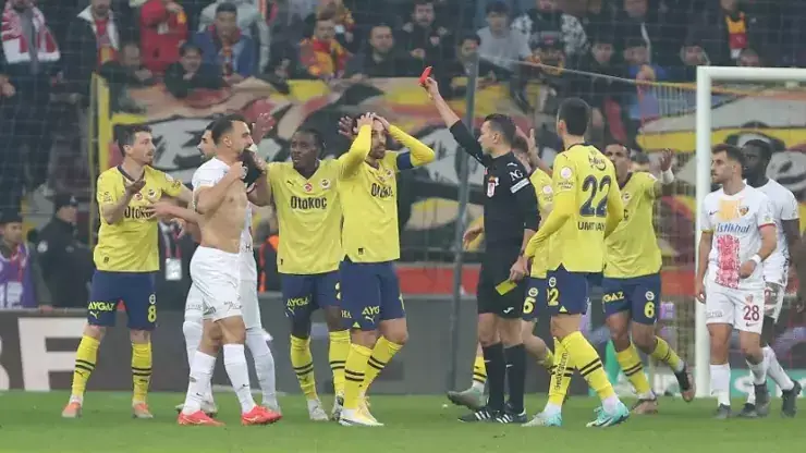 Fenerbahçe’nin Kayserispor’u 4-3 mağlup