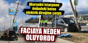 Kütahya’da tırı geçmeye çalışırken beton direğe çarptı