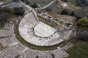 Metropolis Antik Kenti’ndeki kazı çalışmaları gösterildi