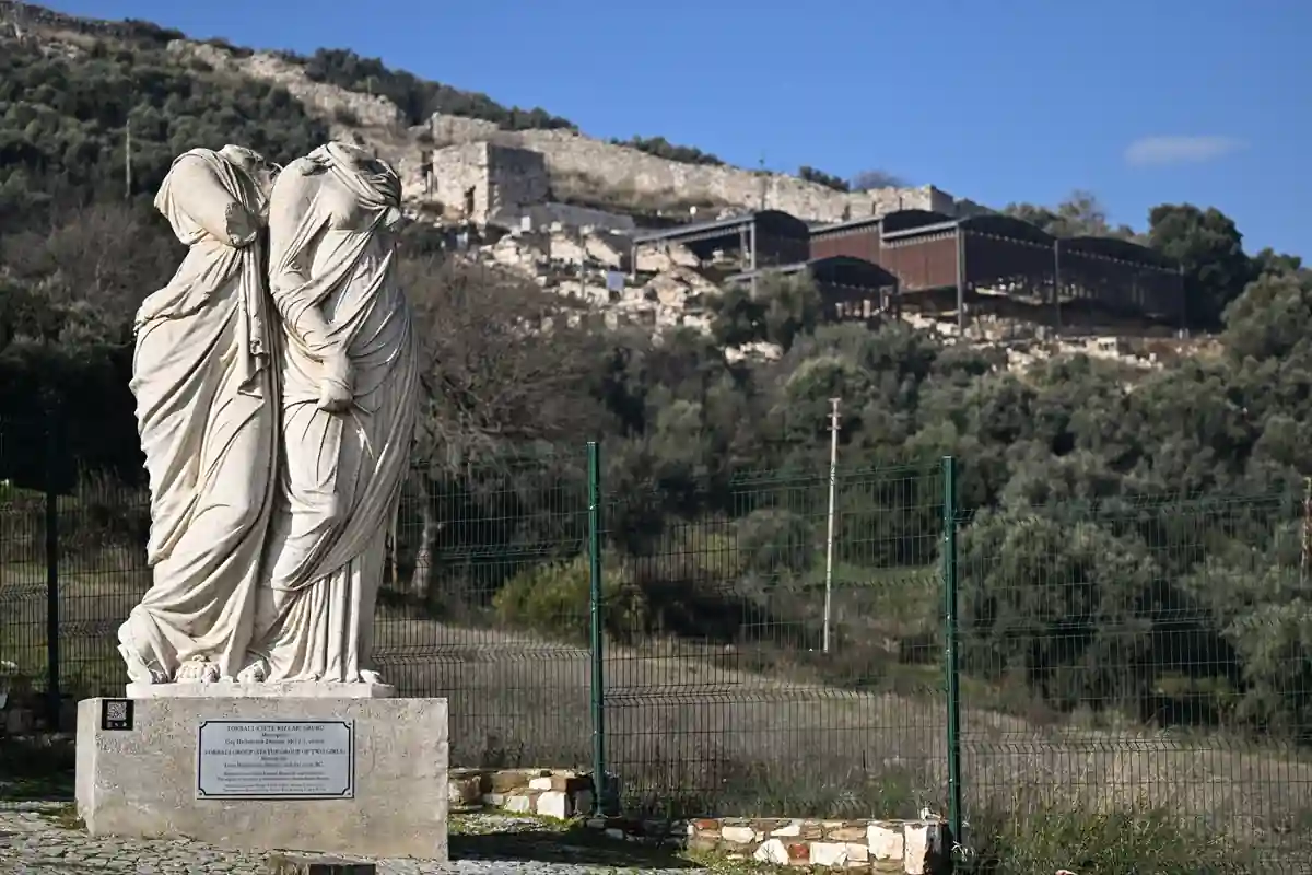 Metropolis Antik Kenti'ndeki kazı çalışmaları gösterildi