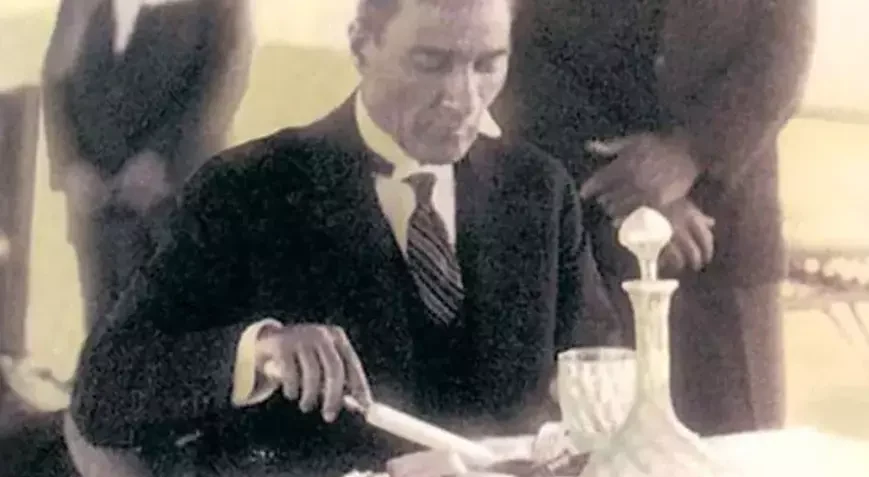 Mustafa Kemal Atatürk’ün damak