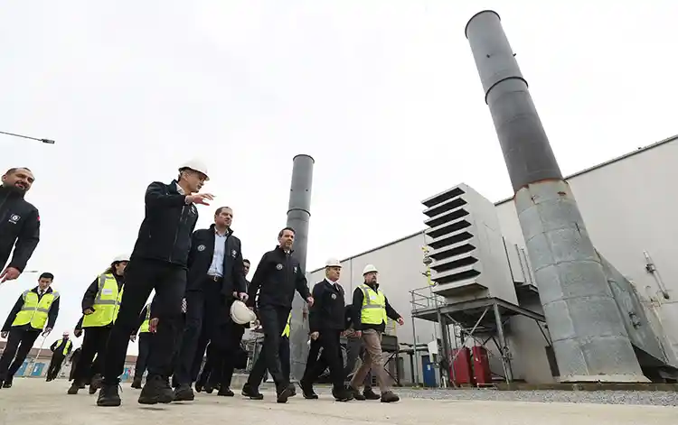 Bayraktar, ilk yer altı doğal gaz depolama alanını inceledi 