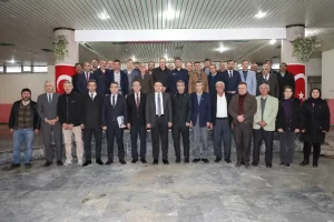 Kütahya Valisi Işın, muhtarların taleplerini dinledi 