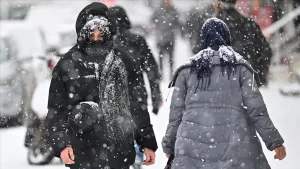 Türkiye, perşembe günü soğuk ve yağışlı havaya geçiş yapacak