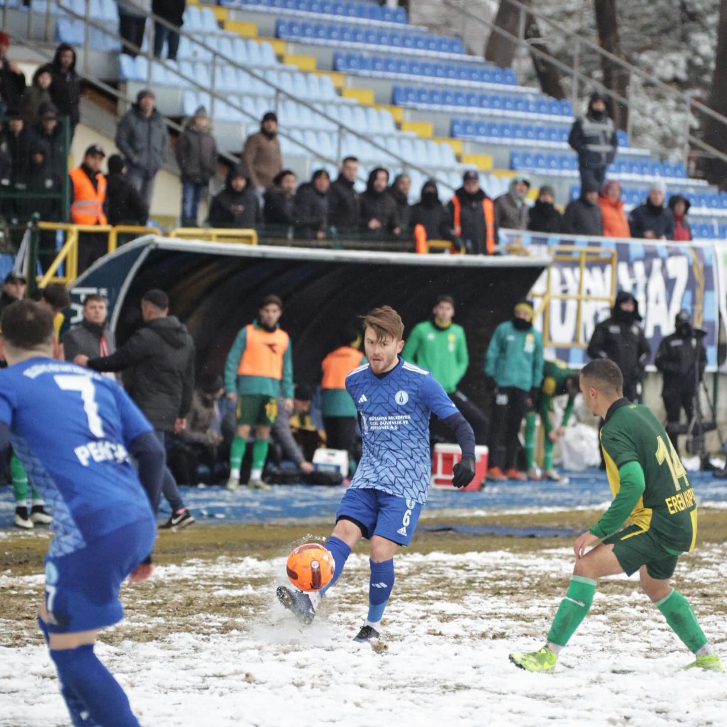 Belediye Kütahyaspor, son dakikalarda galibiyete uzandı 