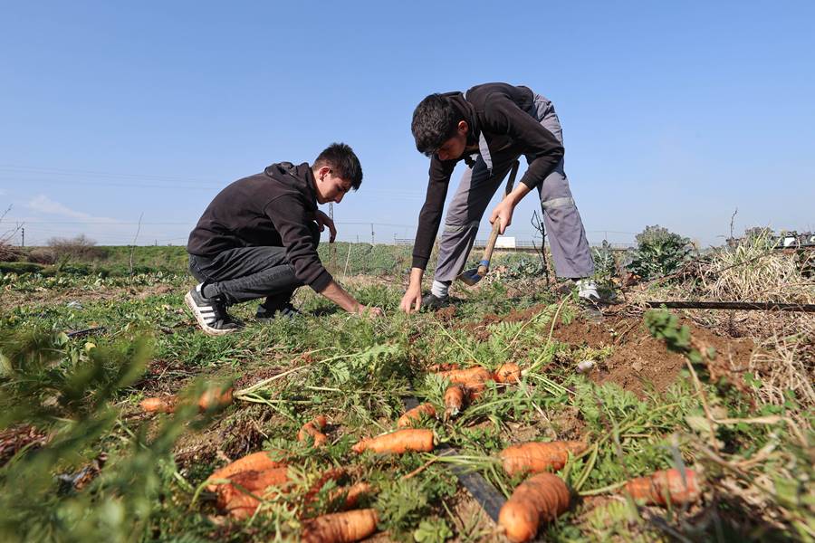 Fotoğrafların devamı için tıklayınız…