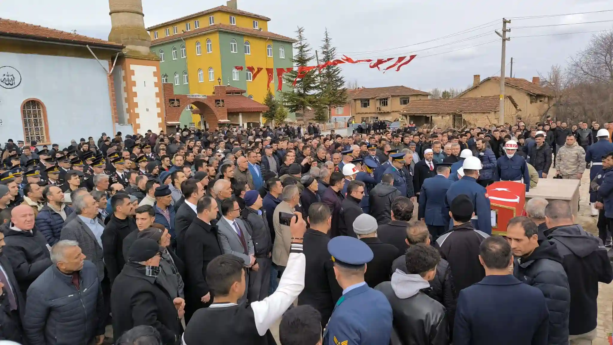 kütahya şehidini uğurladı