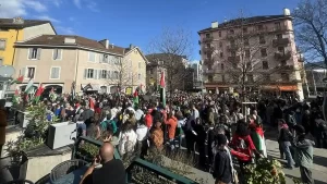 Cenevre’de binlerce kişi “Filistin ile dayanışma” için yürüdü