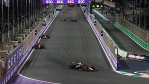 F1’de Suudi Arabistan Grand Prix’ini Max Verstappen kazandı