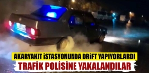 Kütahya’da drift yapan sürücüleri polis yakaladı