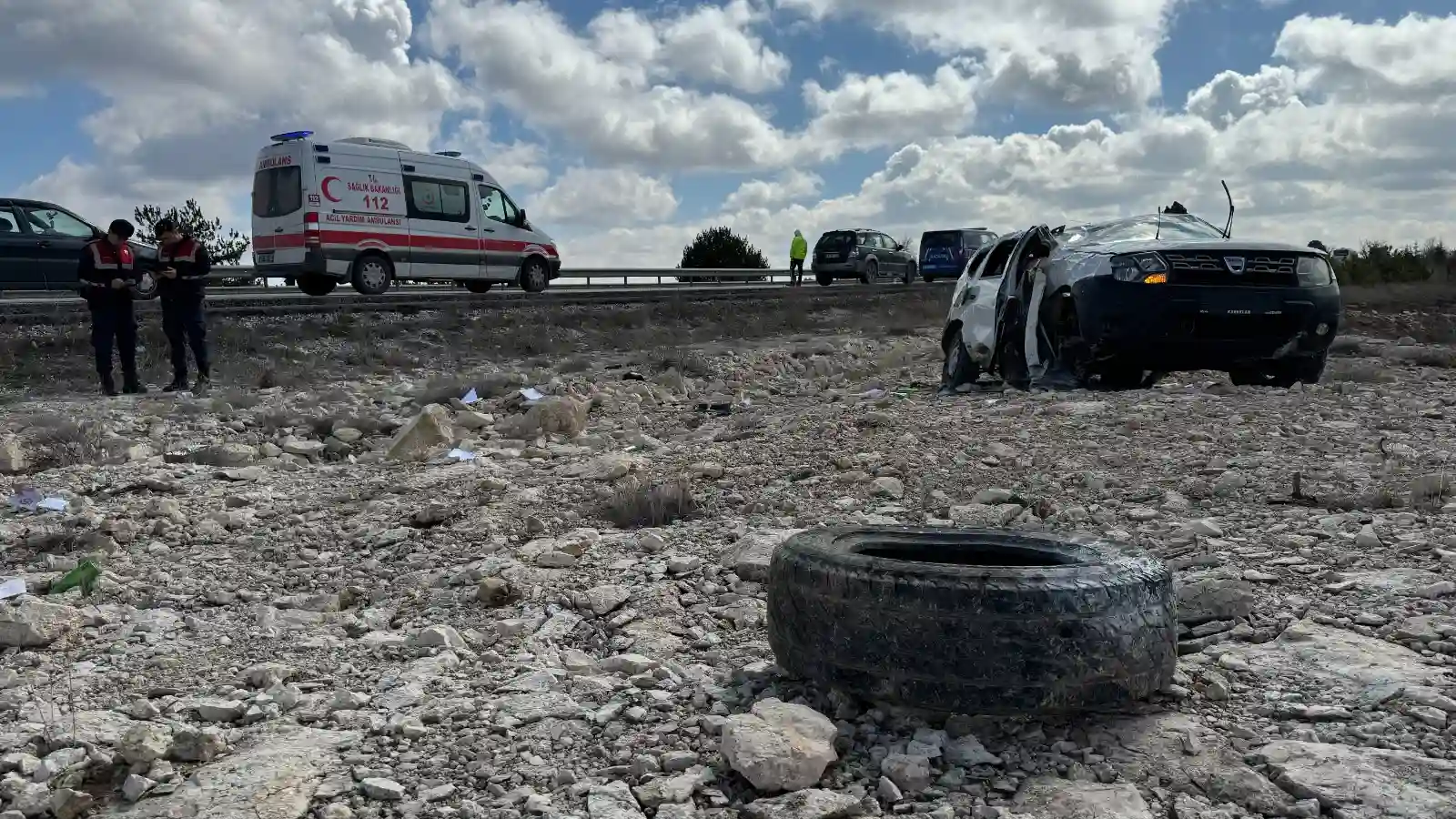 Kütahya'da devrilen otomobilin sürücüsü öldü