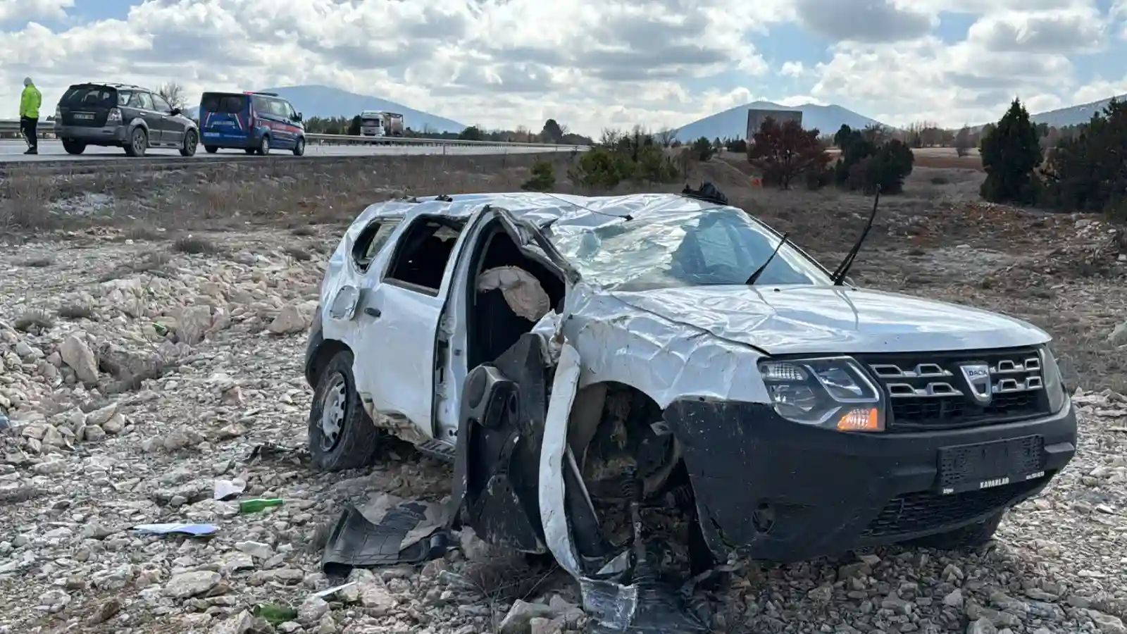 Kütahya'da devrilen otomobilin sürücüsü öldü