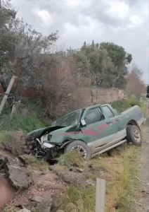 Manisa’da Kamyonet Şarampole Devrildi, Sürücü Hayatını Kaybetti