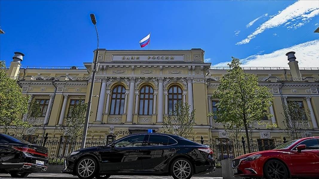 Rusya Merkez Bankası, bankalardan