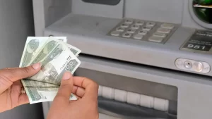 ATM arızalandı, müşteriler 40 milyon dolar üzeri para çekti