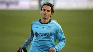 Enes Ünal’dan öne çıkan performans