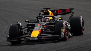 F1 Çin Grand Prix’sini Verstappen kazandı