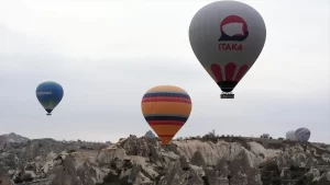 Kapadokya’da balon turları 2 gün ertelendi