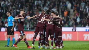 Trabzonspor, ligi üçüncü olarak tamamlamak istiyor