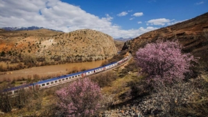 Yeni turistik trenler ilk seferlerine çıkmaya hazırlanıyor