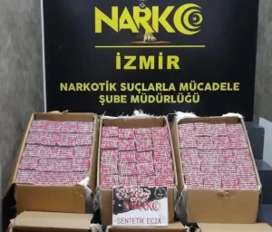 İzmir’de Kargo Paketinde 120 Bin 800 Sentetik Ecza Yakalandı!