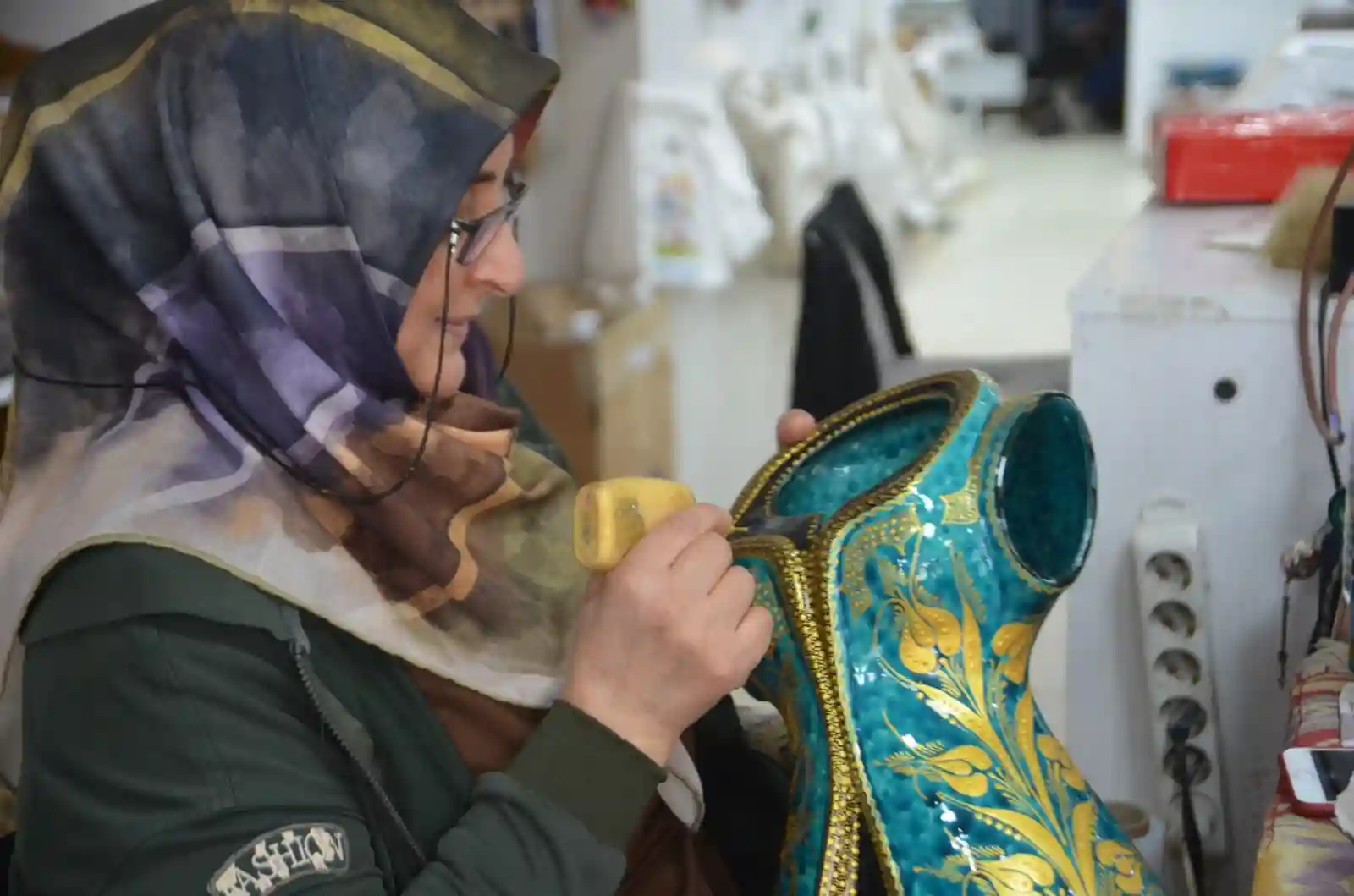 Kütahya Çiniciler Çarşısı’nda Ramazan Bayramı yoğunluğu 