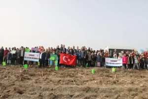 Kütahya’da özel öğrenciler 200 fidanı toprakla buluşturdu