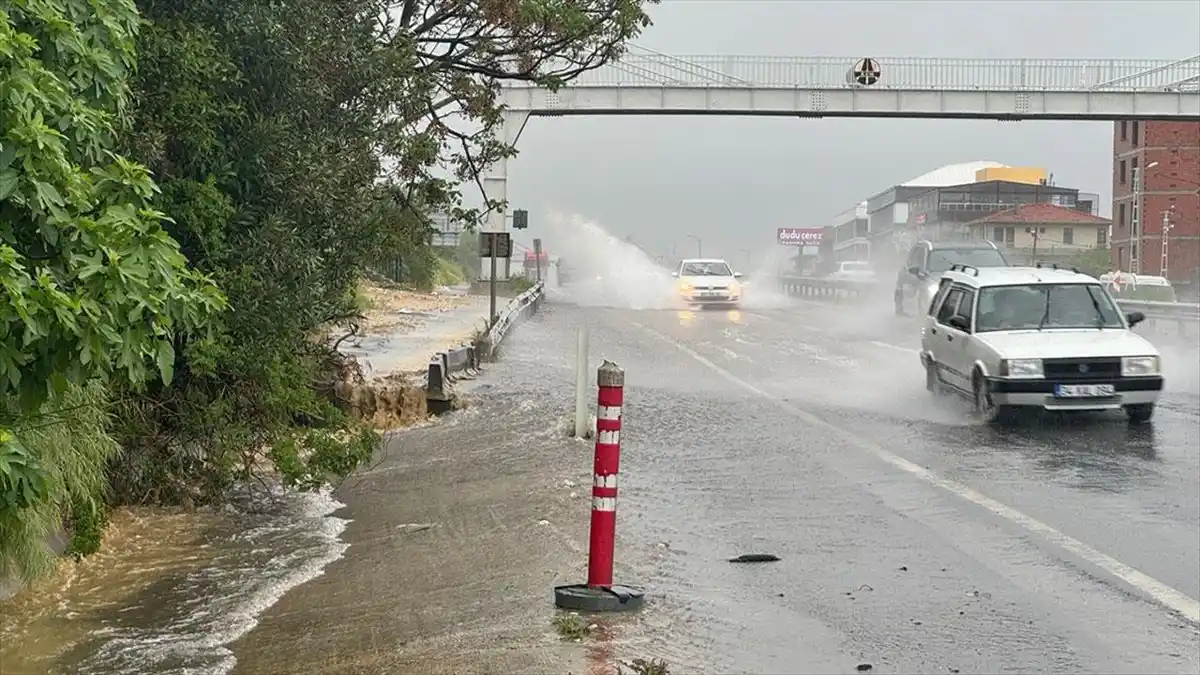 İstanbul‘da gece başından beri