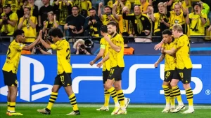 Borussia Dortmund, PSG’yi tek golle geçti