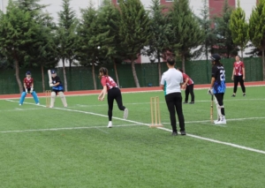 Denizli’de Kriket Okul Sporları Gençler Türkiye Şampiyonası başladı