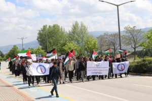 Kütahya DPÜ öğrencileri Filistin’e destek yürüyüşü yaptı