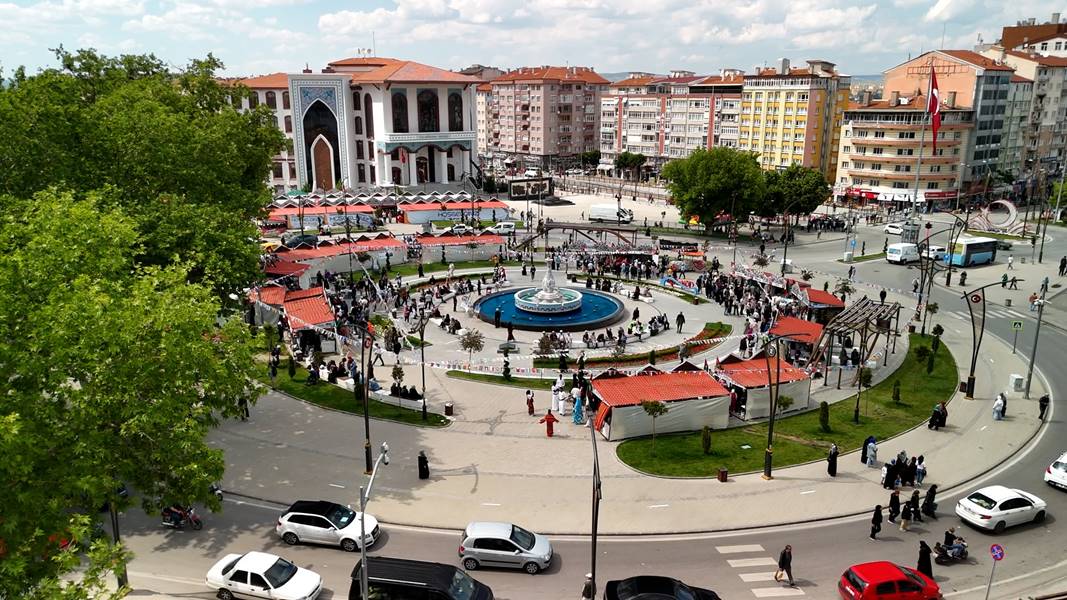 Kütahya’da Filistin'e destek için Büyük Filistin Kermesi düzenlendi