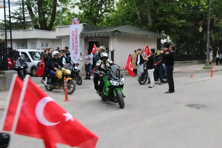 Kütahya'da motorcuların 19 Mayıs heyecanı