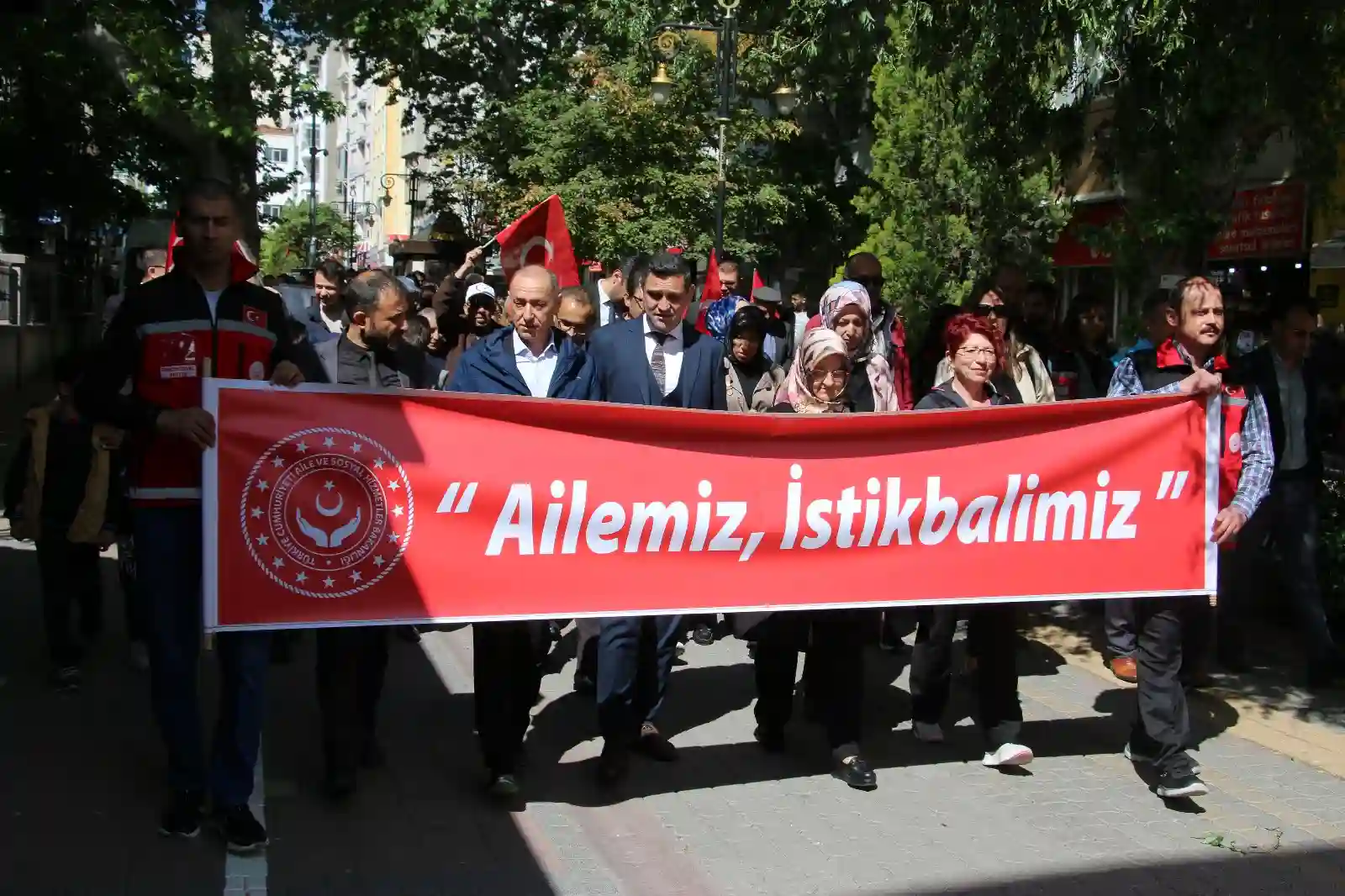 Kütahya’da ‘Ailemiz istikbalimiz’ mottosuyla