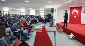 Kütahya’da KPSS ve öğretmenlik konuşuldu 