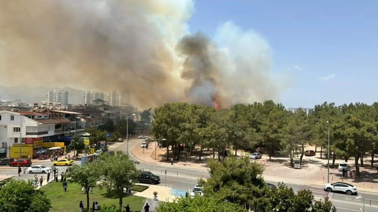 Antalya’da çıkan orman yangını kontrol altına alındı