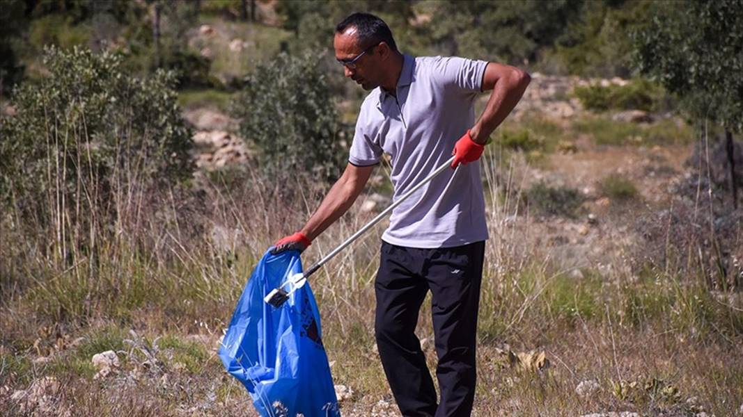 Doğa tutkunu akademisyenin çevre bilinçlendirme çabaları