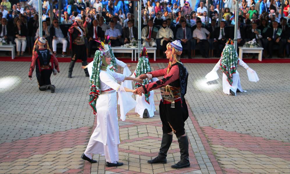 Kütahya DPÜ’de mezuniyet heyecanı yaşandı