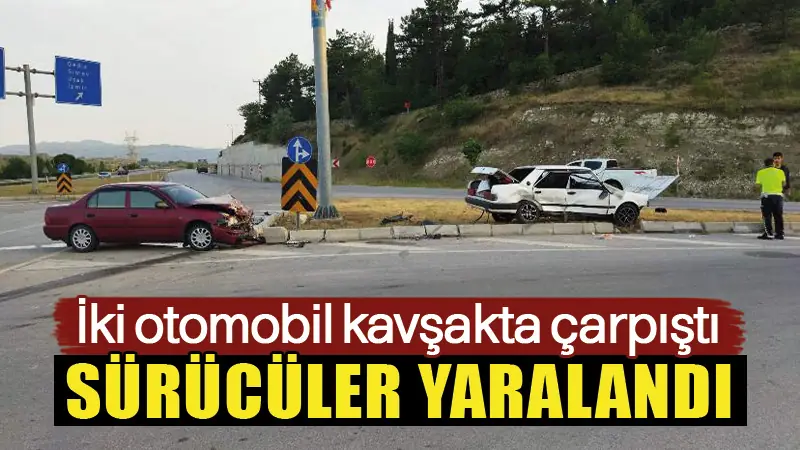 Kütahya’da iki otomobil kavşakta çarpıştı