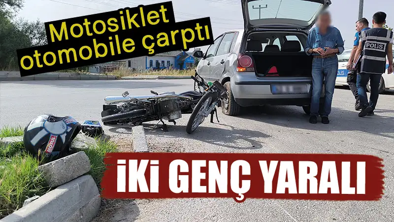 Kütahya’da motosiklet otomobile çarptı: 2 yaralı