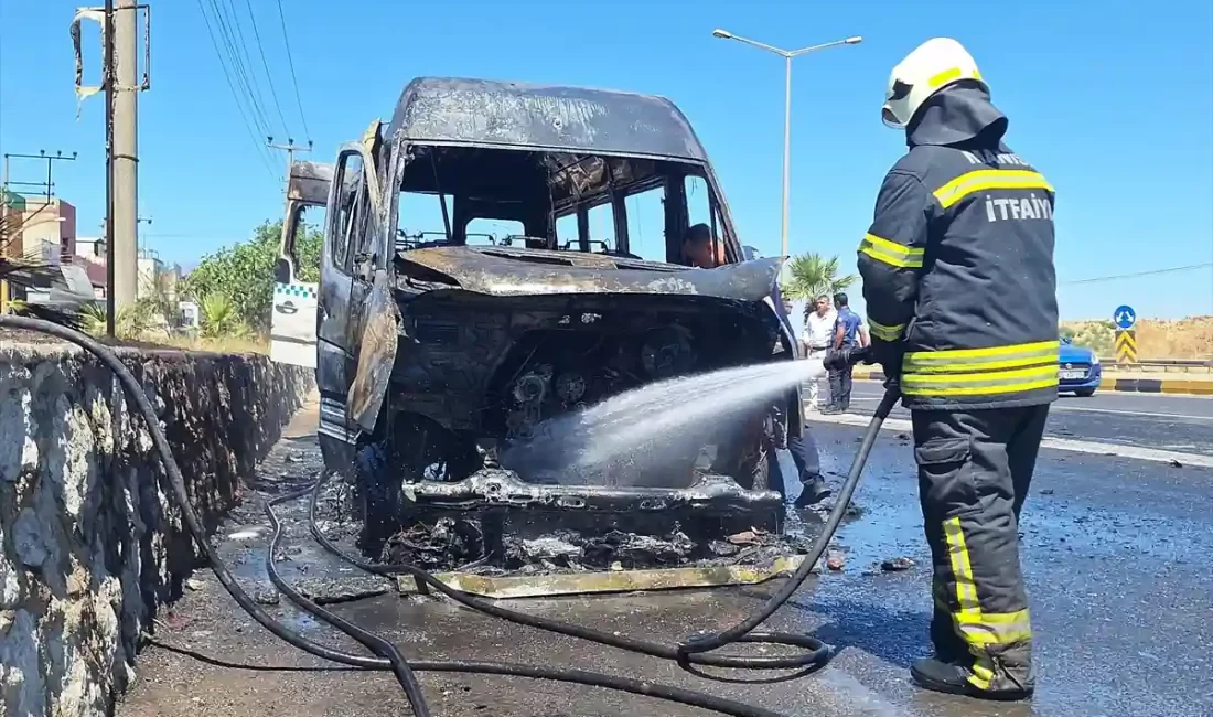 Manisa'nın Turgutlu ilçesinde alev